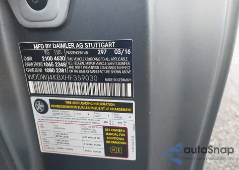 2017 Mercedes-Benz C 300 4Matic z USA, uszkodzony, nr VIN WDDWJ4KBXHF359030